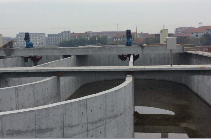 背水压防霉防水涂料涂刷施工注意事项